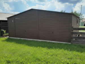 Garaż blaszany dwuspadowy podwójny | PROFIL ZAMKNIĘTY | 7x6 m | 2 bramy uchylne z AUTOMATAMI | kolor orzech +RAL8017 brąz | FILC